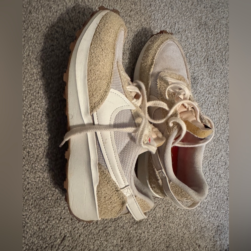 Nike waffle Beige and White Women's Sneakers 7.5